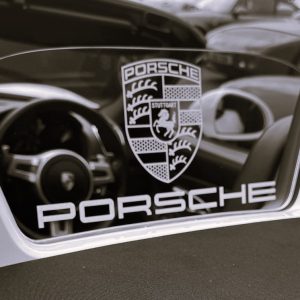 Sunday Wind Deflector for Porsche 718/981/982 - Porsche 2023 Crest