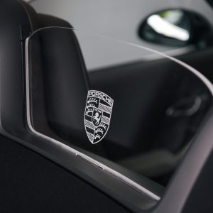 Everyday Wind Deflector for Porsche 718/981/982 - Small 2023 Crest